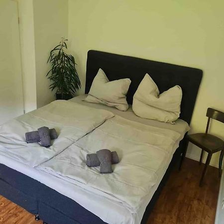 Appartamento Ein Zuhause Mit Schonem Garten Bonn Esterno foto